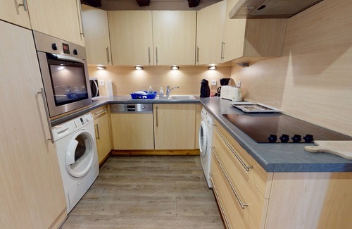 Old Town Apartment | le rubis 1 free parking city center up to 2