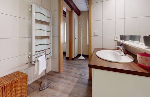 Old Town Apartment | le rubis 1 free parking city center up to 2