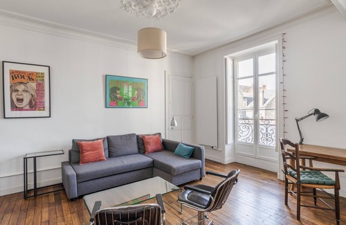 Richebourg - Saint-Clement Apartment | LE SAINT-CLEMENT - Quartier Historique- Spacieux 2 chambres rue du Marechal Joffre