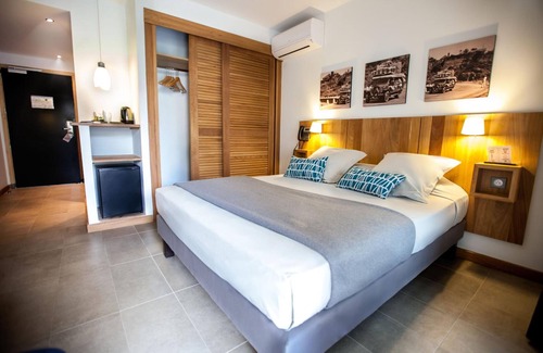 Centre-Ville Hotel | Le Saint Pierre Hotel