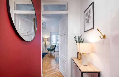 Lyon City Centre Apartment | Le Savoir