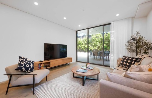 Neutral Bay Apartment | Le Soleil The Sun-Inspired Luxury Apartment