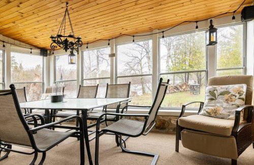 Brebeuf Ski Chalet | Le St-Amour sur la Rouge