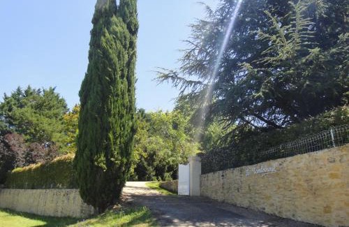 Monplaisant House | Le Tambourinet