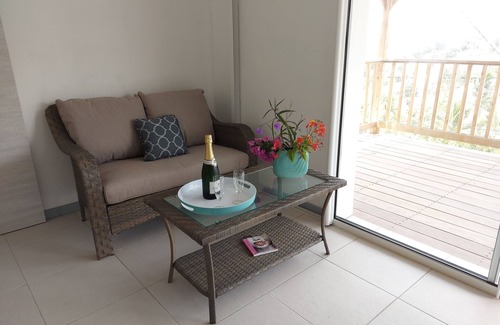 Le Robert House | Le Ti Colibri *vaste gite T2 SANS SARGASSES