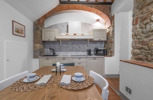 Monteriggioni Apartment | Le Torri, Borgo Campassini, Monteriggioni
