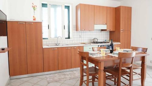 Marina di Modica House | Le tre gorgoni
