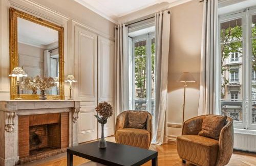 Moliere - Edgard Quinet Apartment | Le Vendôme - Elegance & Charm in the heart of Lyon's 6th arrondissement