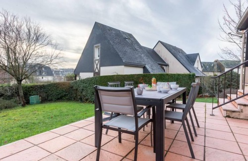 Touques House | Le Vert Coteau by Interhome