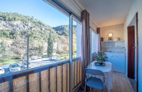 Amelie-les-Bains-Palalda Apartment | Le Vieux Pont - Vue montagne , parking privé