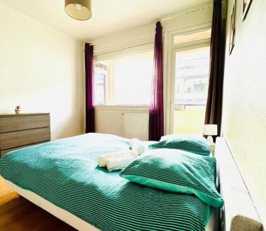 Tarbes Apartment | Le Voltaire -2 chambres- 70m2- HYPERCENTRE-Parking-WIFI FIBRE- Nouvelle literie