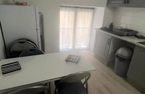 La Joliette Apartment | Le Vrai Cœur de Marseille