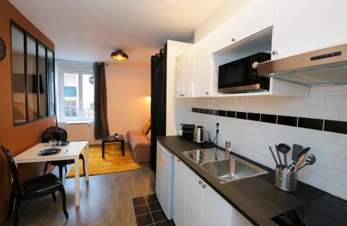 Saint-Roch - Badouillere - Chavanelle Apartment | Le Zèbre, T1 hypercentre chic et cosy, Wifi par SOVALFI