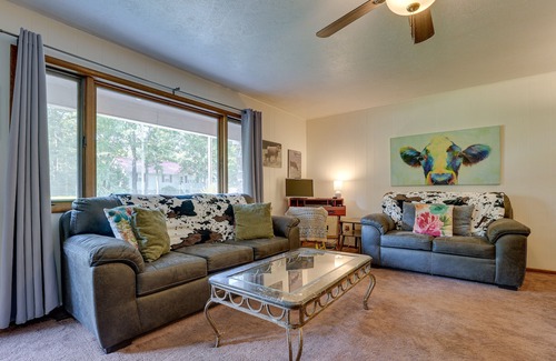 Diamond City House | Lead Hill Vacation Rental w/ Private Pool & Yard!