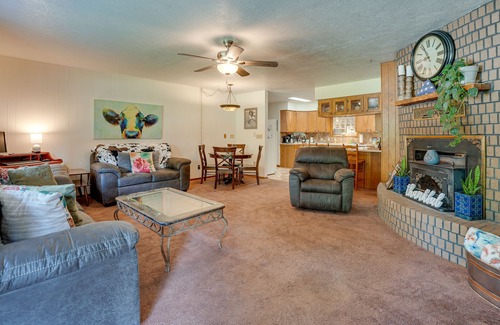 Diamond City House | Lead Hill Vacation Rental w/ Private Pool & Yard!