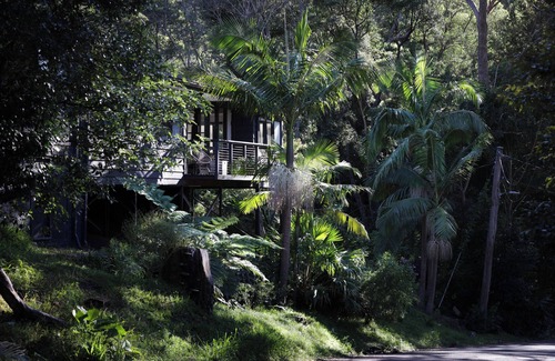 Stanwell Park House | Leafy beachside retreat