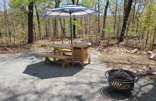 Jay RV Rental | Leaning Tree Woods Glampsite. Isolated area near Grand Lake.