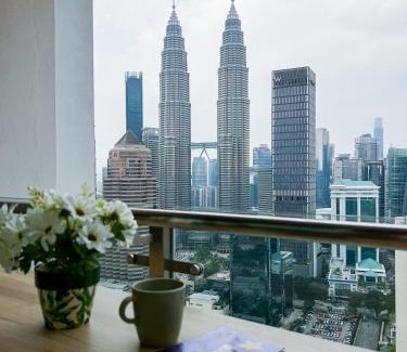 Kuala Lumpur City Centre Apartment | Leaves @ Legasi KLCC View, Kg Baru KL