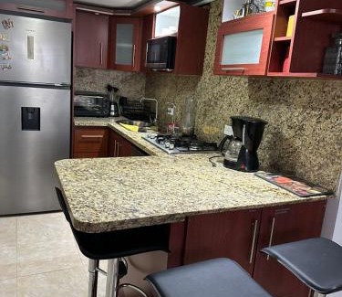 Lecherías Apartment | Lecheria 3 Hab 2 Baños 10 personas!