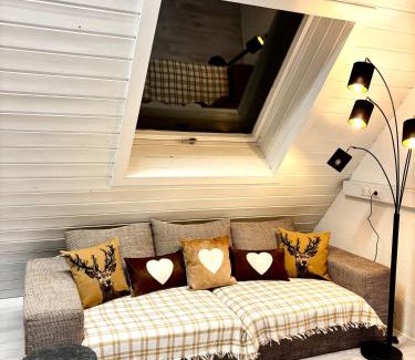 Landeck Apartment | Lechtaler Alpenblick Landeck - Privatzimmer & Ferienwohnung