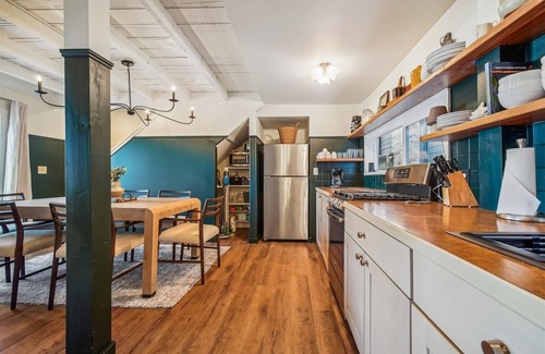 Tolovana Park House | Left Coast Hideaway - New Listing! - Beachcomber Vacation Homes