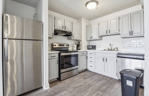 Richmond Apartment | Legacy at Imperial Village 1014 I 2 Bed 2 Bath