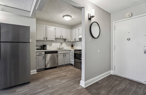 Richmond Apartment | Legacy at Imperial Village 317 I 2 Bed 2 Bath
