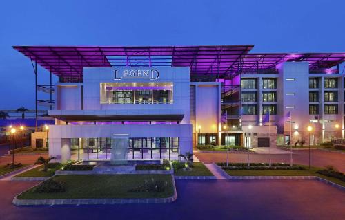 Lagos Hotel | Legend Hotel Lagos Airport, Curio Collection By Hilton