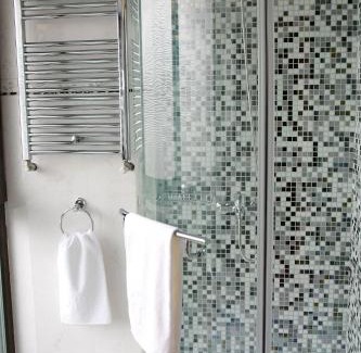 Bucharest City-Centre Villa | LEGENDS CHAMBERS by Grand Pier a trip into an unique concept throught time and history from 59 eur per night and free breakfast for minimum 3 nights bookings