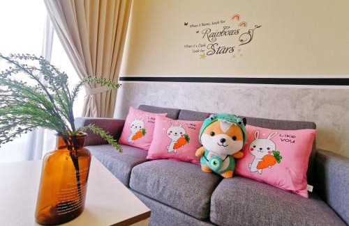 Medini Apartment | Legoland-HappyRainbow Suite at D'Pristine-8pax with Lakeview
