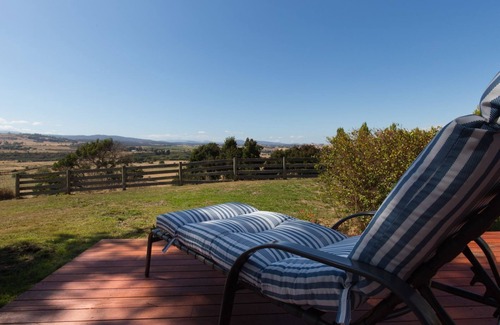 Launceston CBD Cottage | Leichhardt Farm Cottage - 10 minutes to Central Launceston