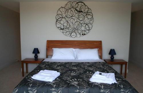 Leigh Apartment | Leigh Apartments
