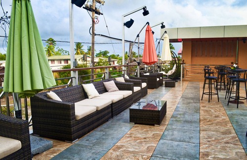 New Amsterdam Hotel | Leisure Inn