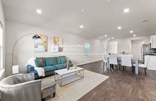 Pflugerville House | Leisure Residence on Tweedy Trail #42153