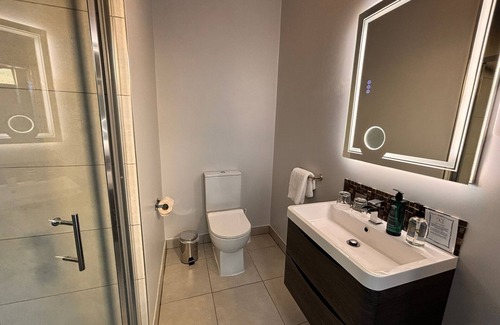 Carrick-on-Shannon Hotel | Leitrim Marina Hotel