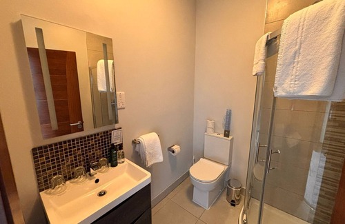 Carrick-on-Shannon Hotel | Leitrim Marina Hotel