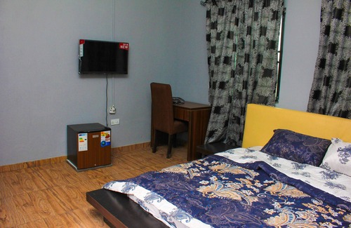 Lekki Phase 1 Bed & Breakfast | Lekki Deluxe Room With Oceanfront View (1)