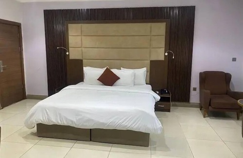 Ijoko Hotel | Lekosokky Hotel and Suites