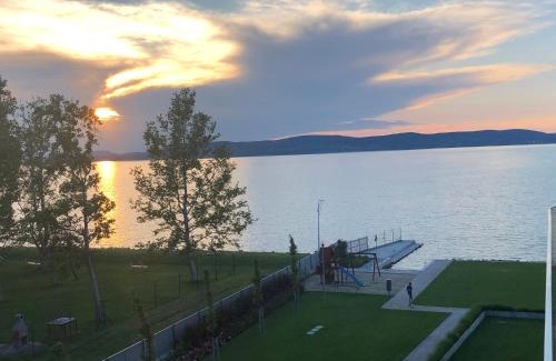 Balatonlelle Apartment | Lela lakeside apartman a vizek szerelmeseinek