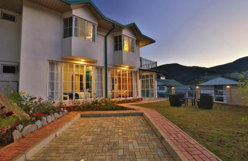 Nuwara Eliya Villa | Lemas Holiday Bungalow