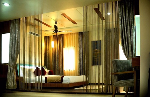 Jamnagar Hotel | Lemon Tree Hotel Jamnagar