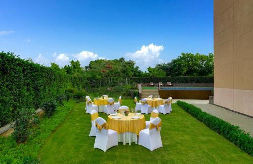 Gurugram Hotel | Lemon Tree Hotel, Sector 68, Sohna Road, Gurugram