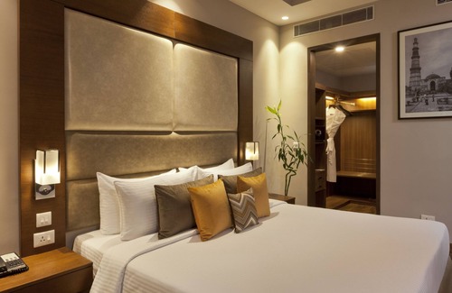 Gurugram Hotel | Lemon Tree Hotel, Sector 68, Sohna Road, Gurugram