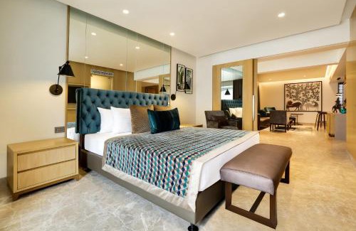 Viman Nagar Hotel | Lemon Tree Hotel Viman Nagar Pune