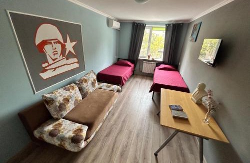 Tiraspol Hostel | Lenin Street Hostel & Tours