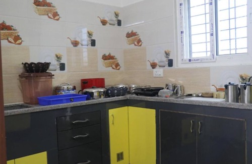 Tirupati Apartment | Leo Home Stay - Two-Bedroom Apartment 1