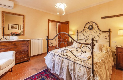 Civitella in Val di Chiana Apartment | Leonardo with whirlpool Sauna and pool, Civitella in Val di Chiana, Italy