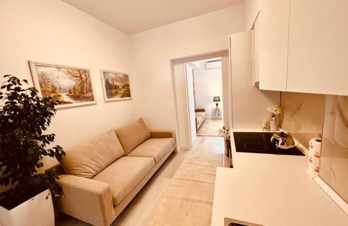 Blloku Apartment | Leo's Apartments Tirana Garden View