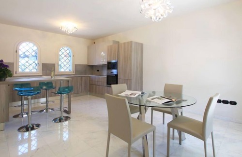 Forte dei Marmi House | Leonardo by Interhome