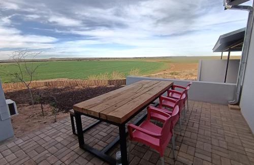 Siyathemba House | Leopolds Rest